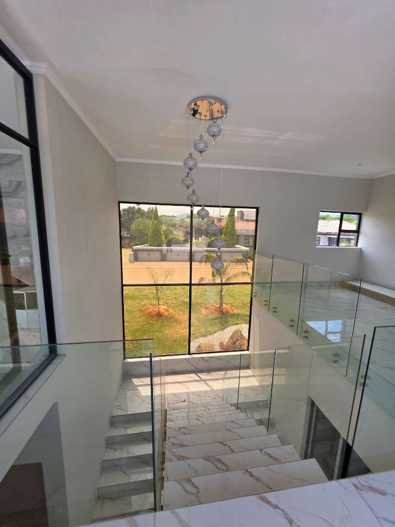 5 Bedroom Property for Sale in Seasons Lifestyle Estate North West